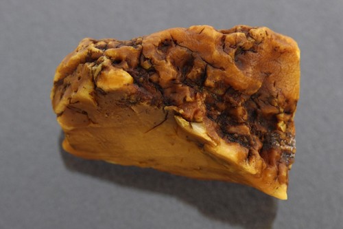 Large Genuine BALTIC AMBER Butterscotch Solid Nugget Stone Piece 83.8g 211202-4 - Picture 2 of 9