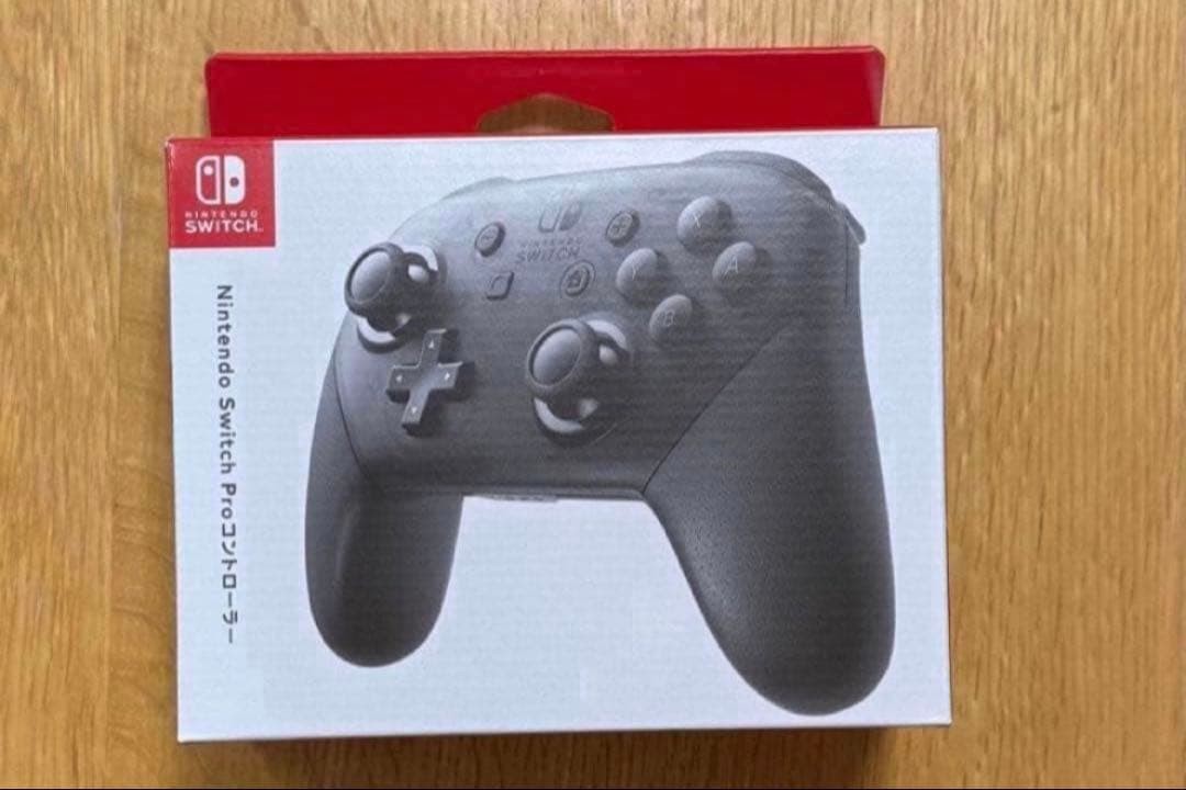 Controller Nintendo Switch Pro quasi come nuovo