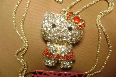 NWT- BETSEY JOHNSON RED CRYSTAL  CUTE  KITTY CAT  PENDANT NECKLACE-  USA SELLER