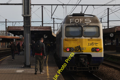 Photo SNCB Belgian Railway 6x4 Class 75 EMU 387 at Antwerpen Berchem c2023 P1