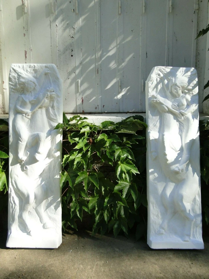 PAIRE JAMBAGES CHEMINEE ART DECO A ENCASTRER AMAZONES TERRE CUITE PATINEE BLANC - Photo 2/4