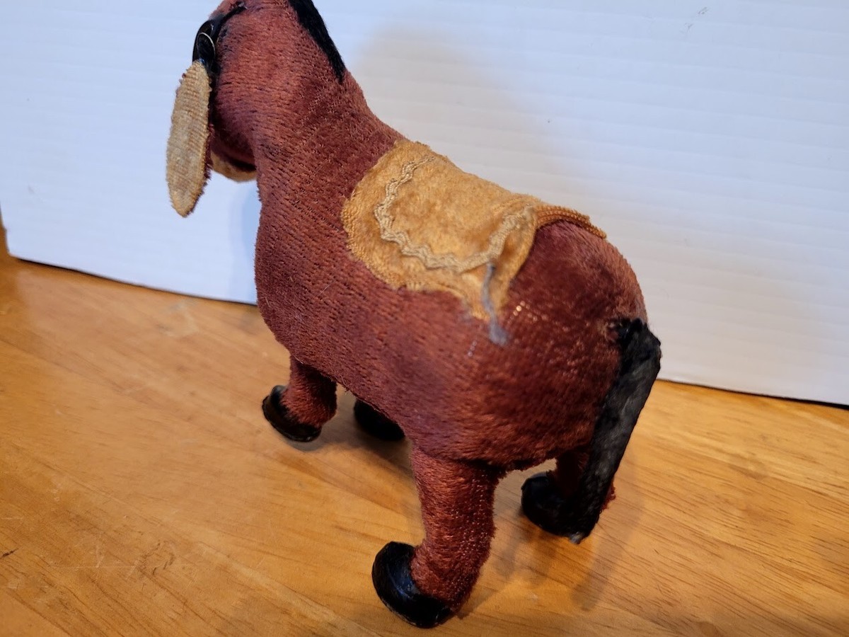 VINTAGE 1950'S FURRY FELT WIND UP WALKING DONKEY made in VINTAGE 1950'S FURRY FELT WIND UP WALKING DONKEY made in