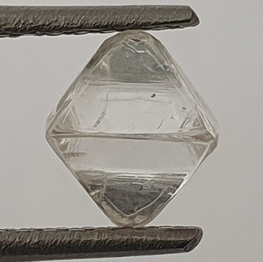 Diamante de cristal natural en bruto de 1,03 quilates - Color TLB - SI2 - VIDEO 360° -YL2522 Foto 3 de 4