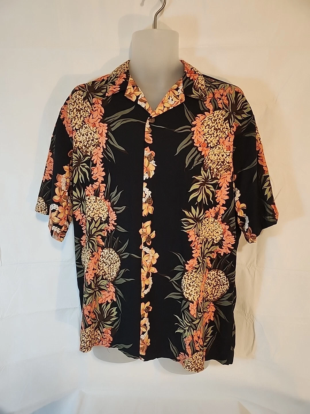 Hilo Hattie Short Sleeve Black Hawaiian Camp Floral & Pineapple Shirt Men's L