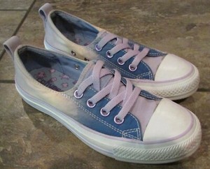 white converse 4