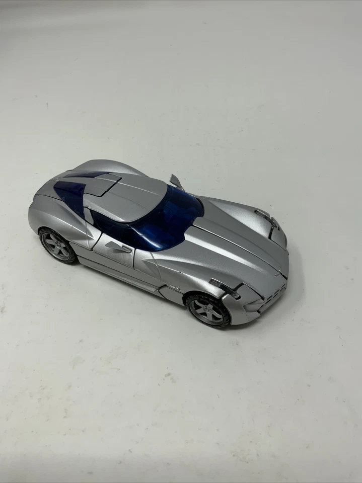 Transformers Revenge of The Fallen Deluxe Class Sideswipe 2009 - Image 3 of 4