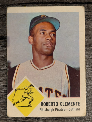Roberto Clemente #56 1963 Fleer card