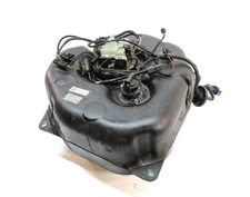 2011-2013 MERCEDES BENZ E350 (W212) 3.0L DEF DIESEL EXHAUST FLUID TANK w/ PUMP