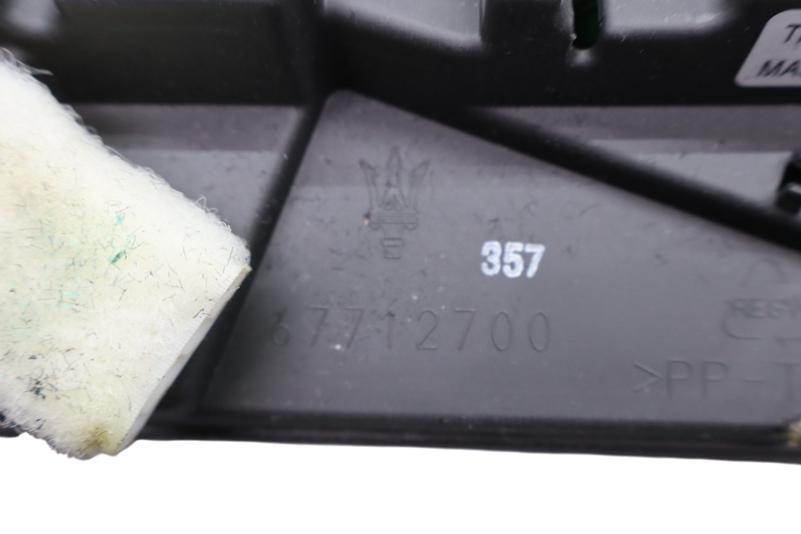 03-10 Maserati Quattroporte M139 Overhead Console Switch 67712700 OEM