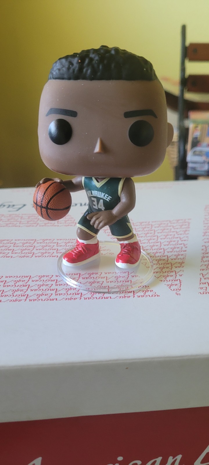 Funko Pop! #45 Giannis Antetokounmpo Milwaukee Bucks Nba Sin Caja