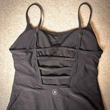 Women  s Hurley One Piece Swimsuit Size Large  Black  Never Worn 