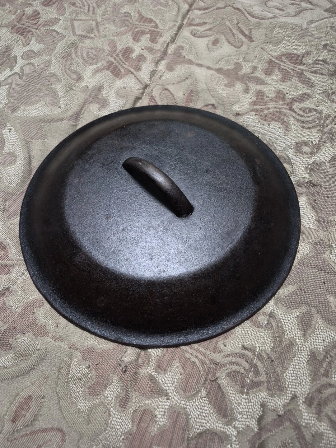 Vintage Lodge No.8 Cast Iron Dutch Oven Lid 10 1/2"
Opens in a new window or tab
