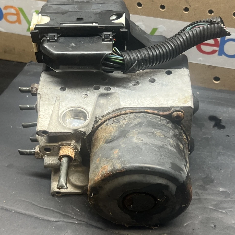 SUBARU TRIBECA ABS MODULE 2753XA01A 2008-2014 Foto 4 de 4