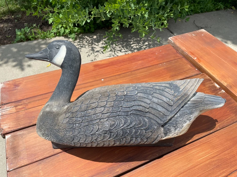 Flambeau Large Detailed 25" Canadian Goose Hunting Floating Water Decoy U.S.A. - Image 2 of 4