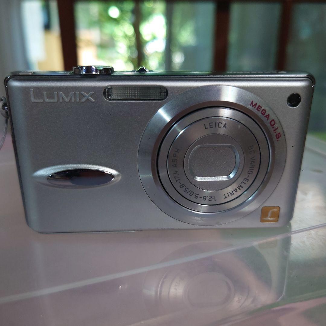LUMIX MEGA OIS コンパクトデジタルカメラDMC-FX8 Panasonic Lumix DMC-FX8: Digital Photography Review