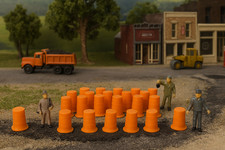 HO Scale 40 Orange Construction Barrels   Traffic Safety Railroad Scenery