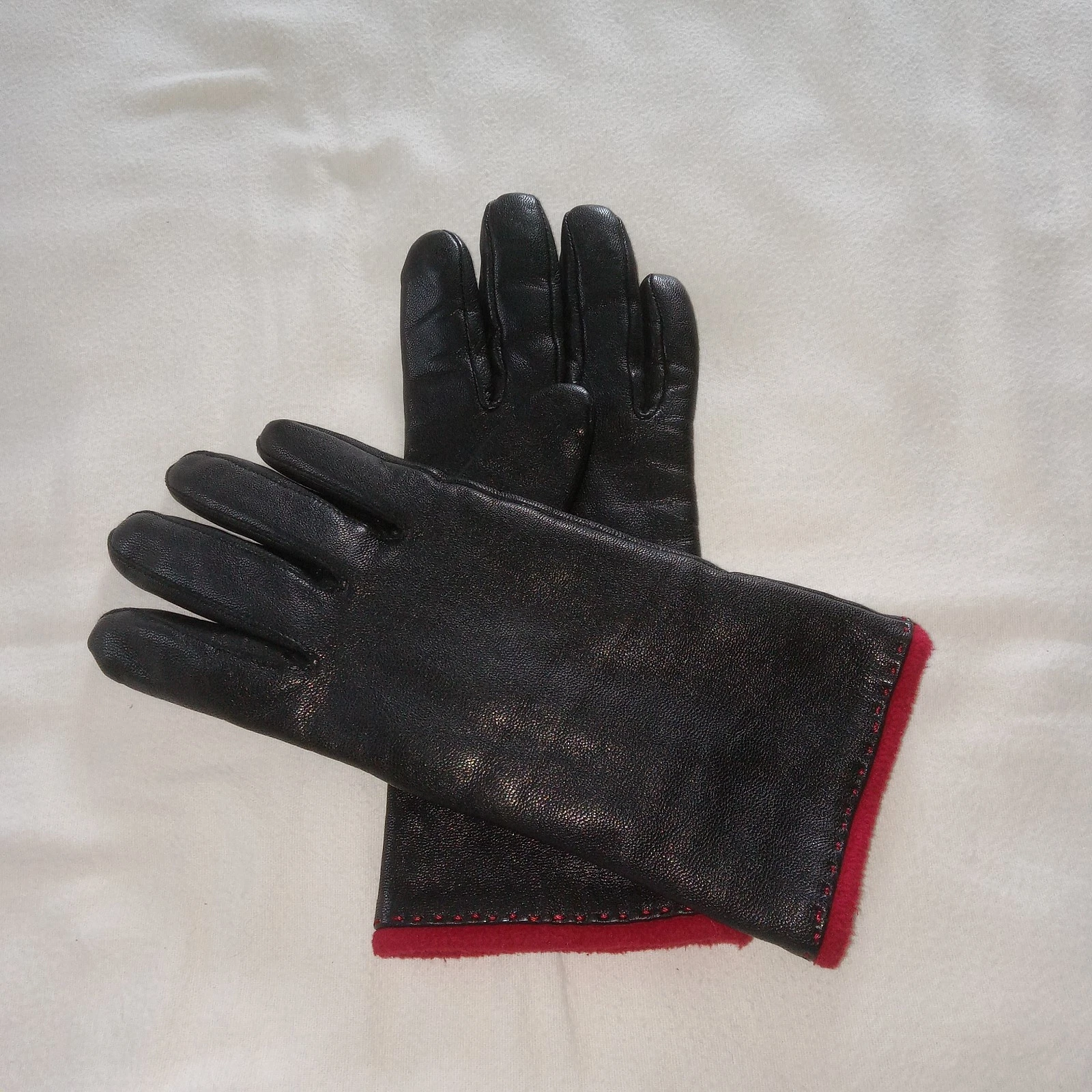 Womans Chocolate Brown Leather Thinsulate Lined Int. Gloves Med. Red Fleece