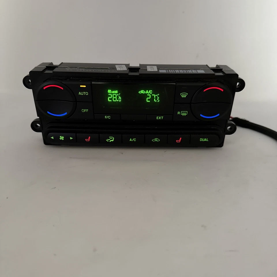 Control de clima de doble zona Mercury Montego Ford Five Hundred Freestyle 2005-07 Foto 2 de 4