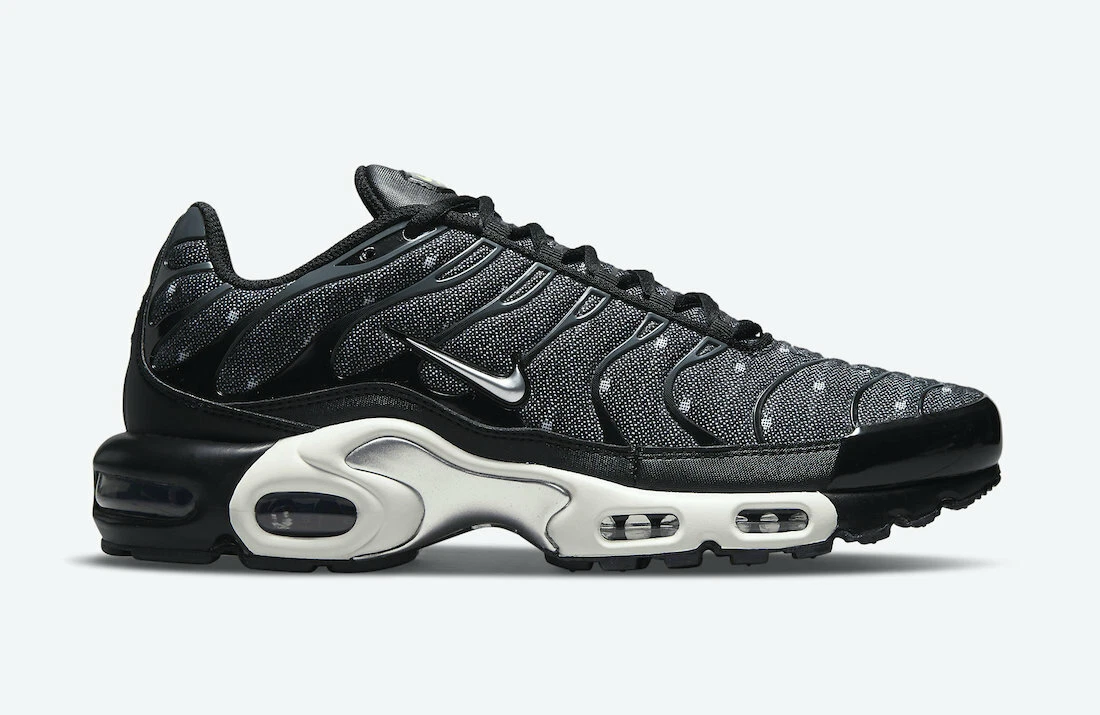 Nike plus best sale cost