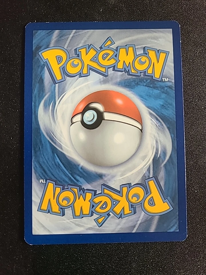 Weezing 095/198 Swsh06: Sword & Shield - Chilling Reign Reverse Holo - Image 2 of 2