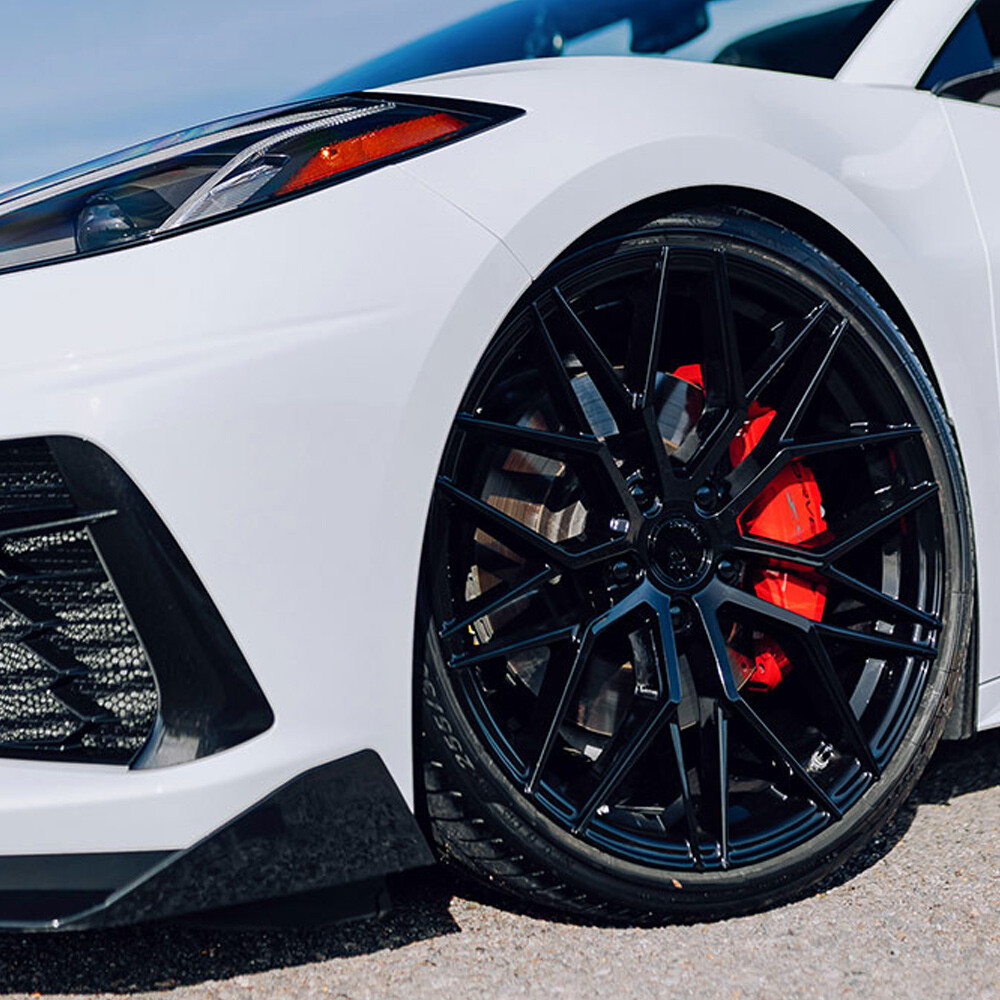 2020-2021 Chevrolet Corvette C8 Avant Garde M520R Black Wheels Tires ...