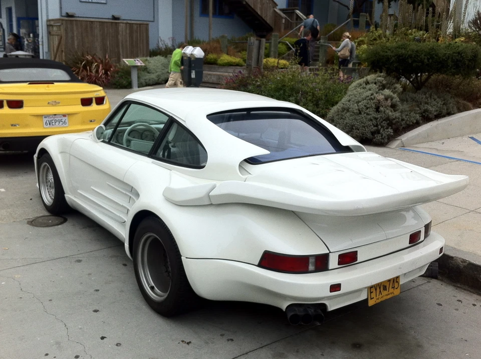 Porsche 911 930 GTO Xtreme style Widebody conversion kit - Image 4 of 4