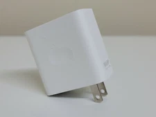 OnePlus Warp Charge 30 - Power Adapter