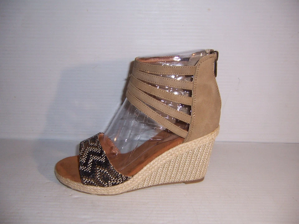 Bearpaw Calla Women's 1760W Ivory Ankle High Wedge Sandals Size 7 NEW - Image 2 of 4