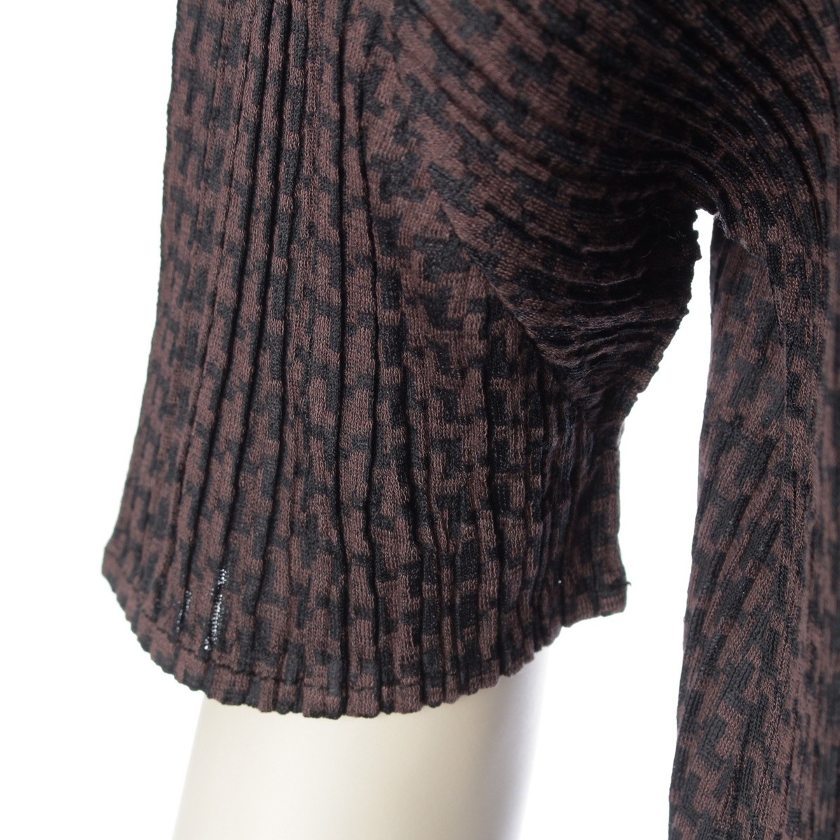 PLEATS PLEASE ISSEY  Houndstooth Pattern Short Sl… - image 9