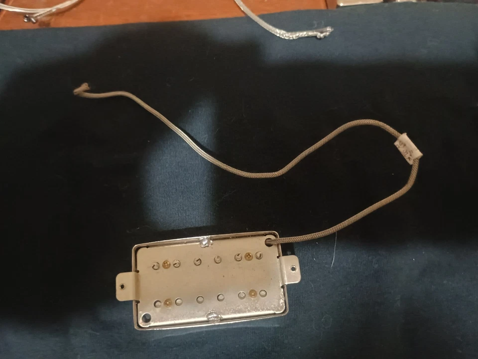 Lindy Fralin Unbucker Humbucker Electric Guitar Pickup-Bridge-9k - Image 2 of 2