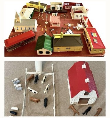Huge VTG Lot Plastic O/S 14 Town & Farm Buildings People  Animals Bauchman