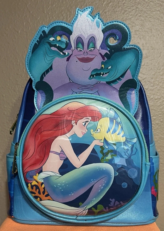 Mochila Loungefly Sirenita 35 Aniversario Parques Disney Brilla en la Oscuridad Nueva con Etiquetas Foto 2 de 4