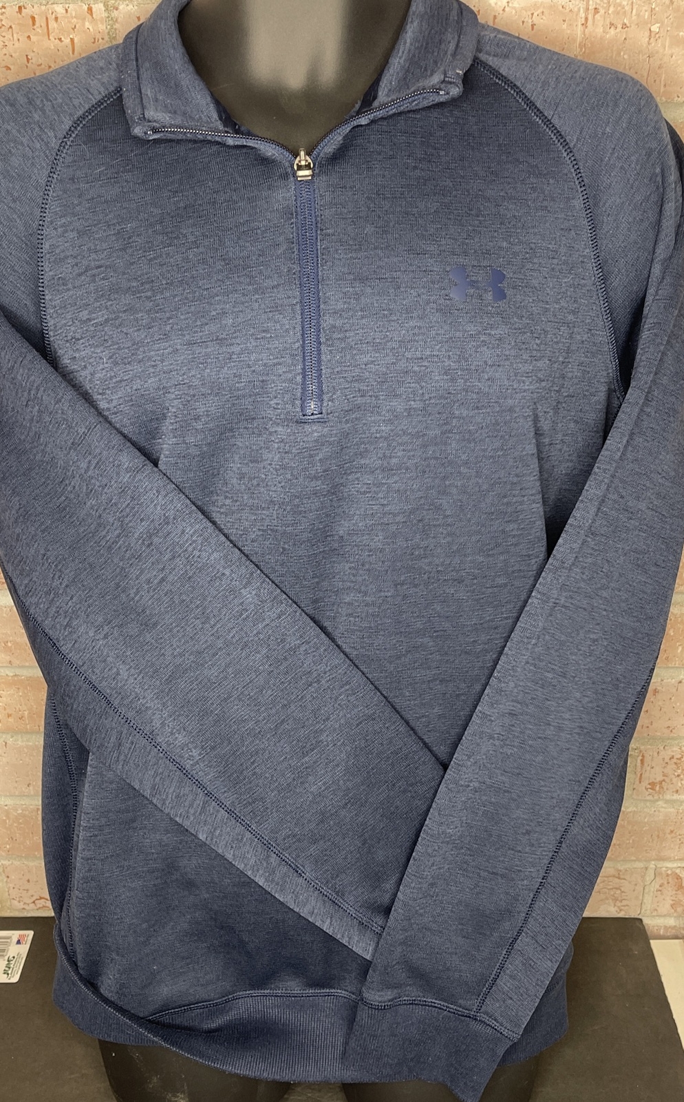 Under armor cold gear size extra large pull over … - image 1