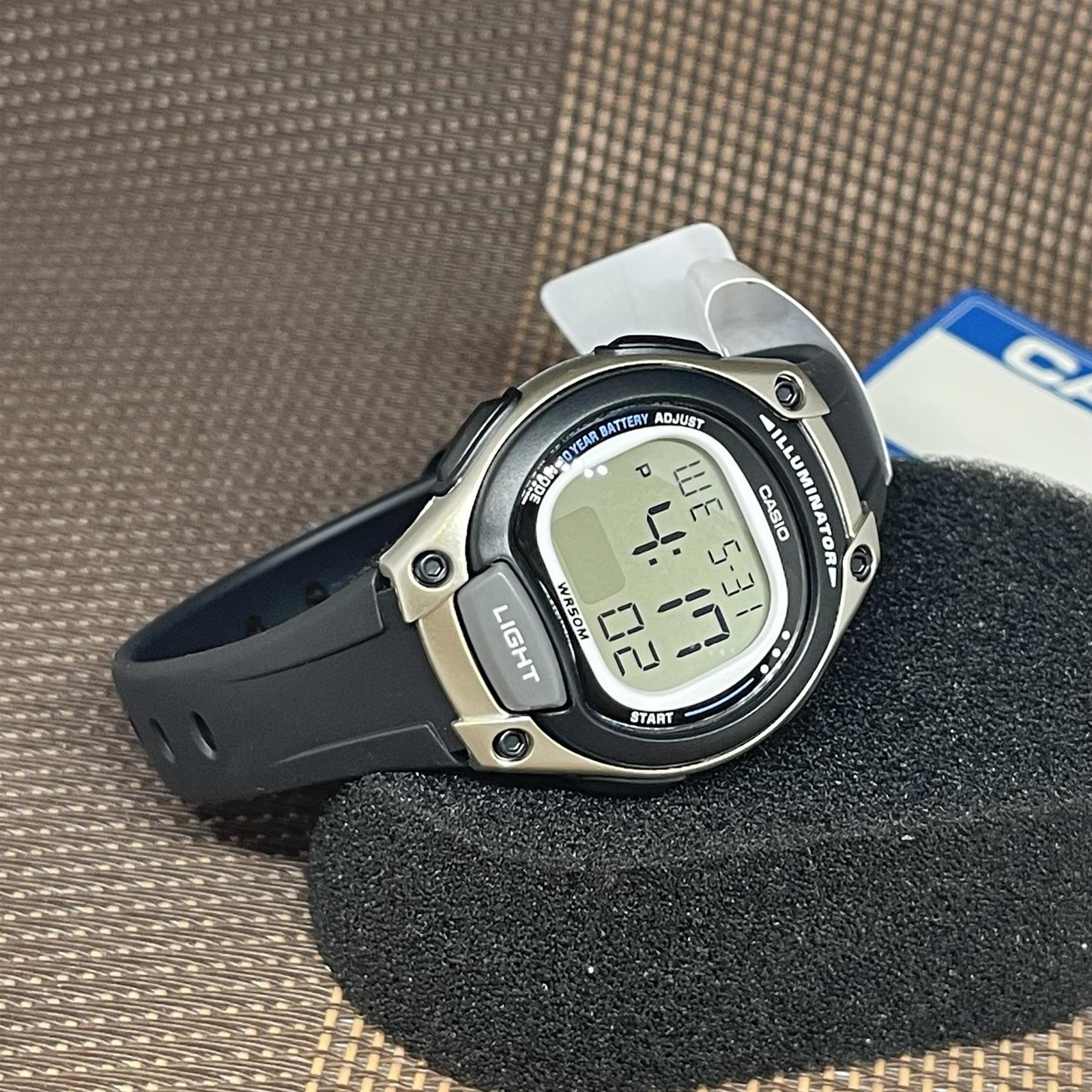 CASIO - Montre Digital Pour Enfant Casio LW-203-1BVDF - Noir