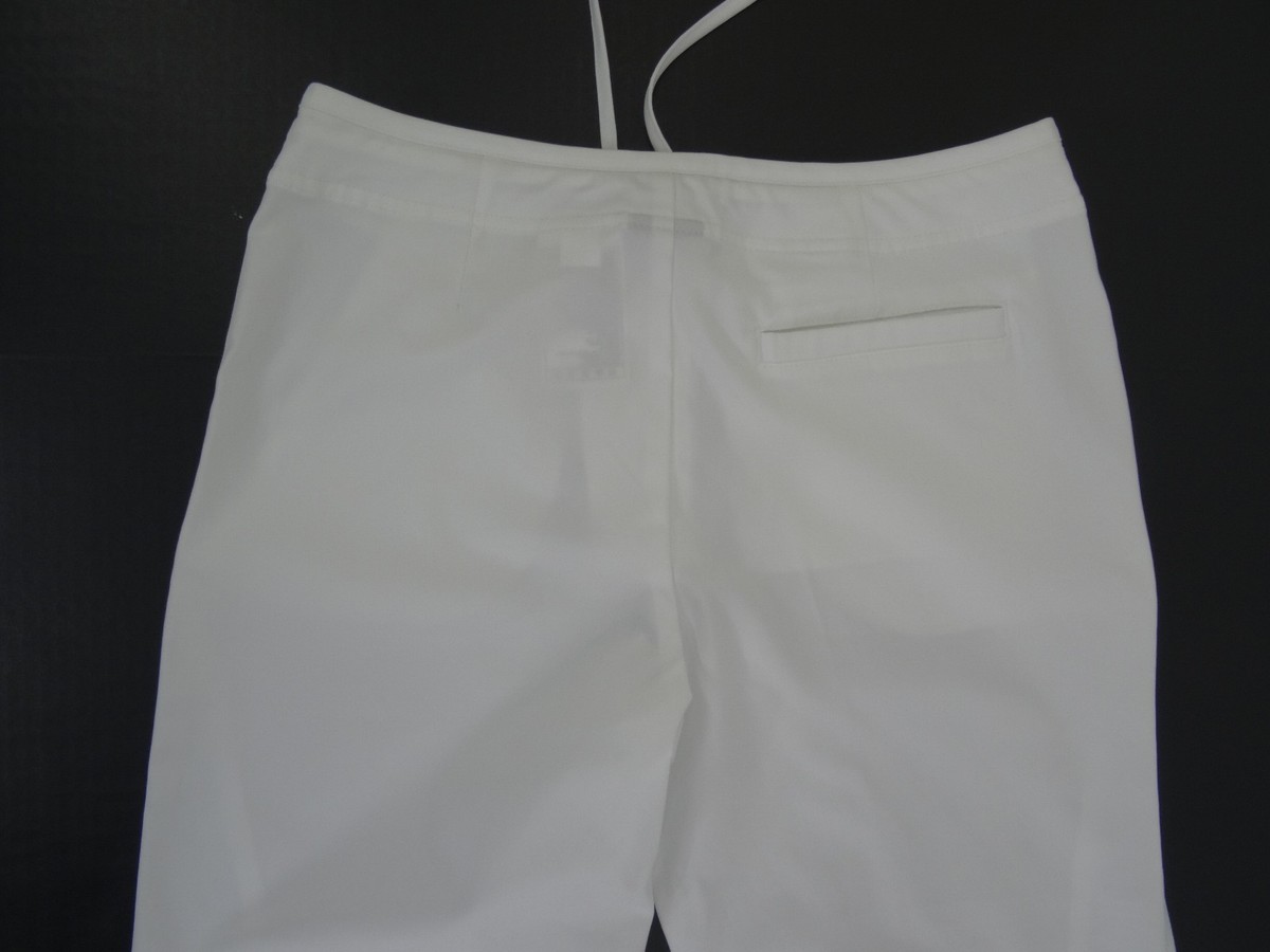 white nike capri pants