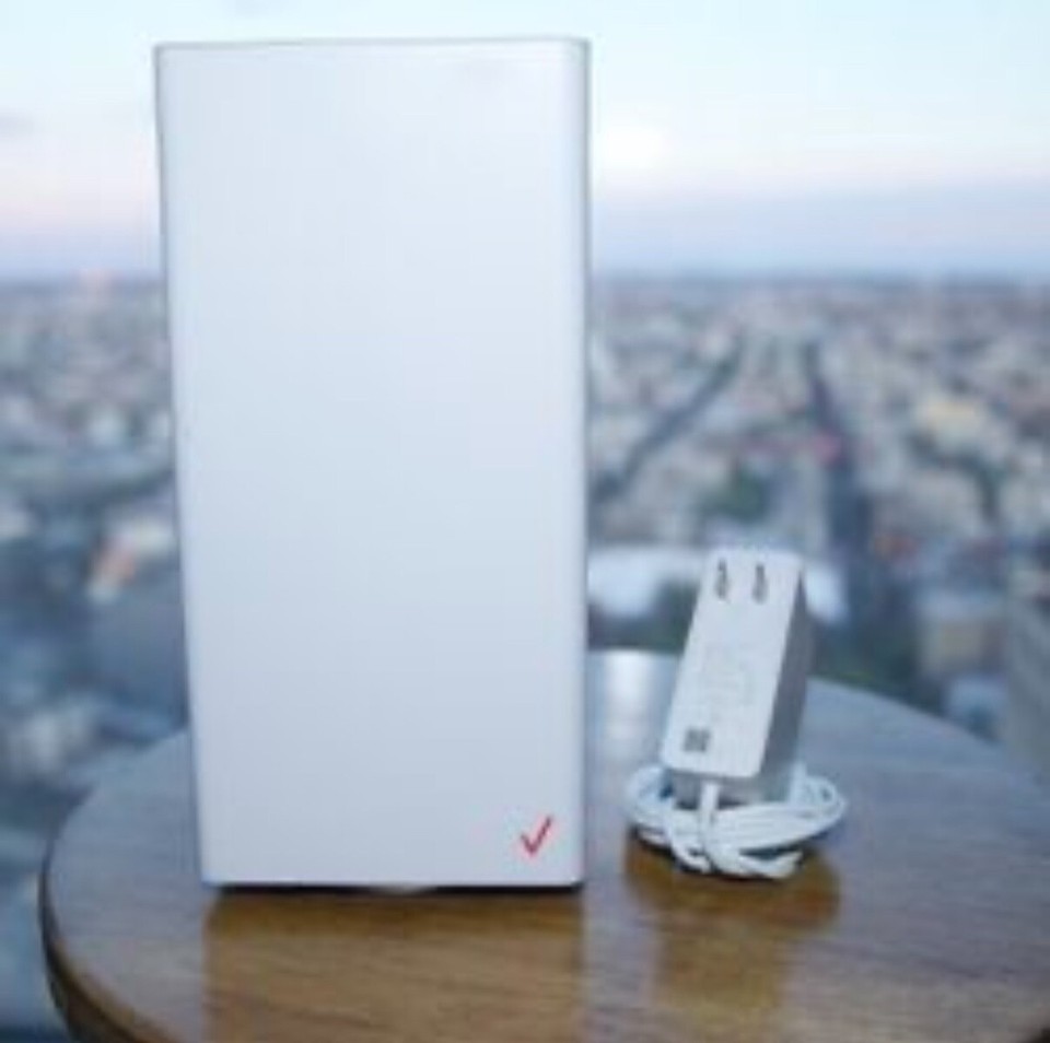 Verizon Router - CR1000B (Router) - USED (Excellent Condition) + Power ...