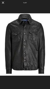 camisa polo com jaqueta de couro