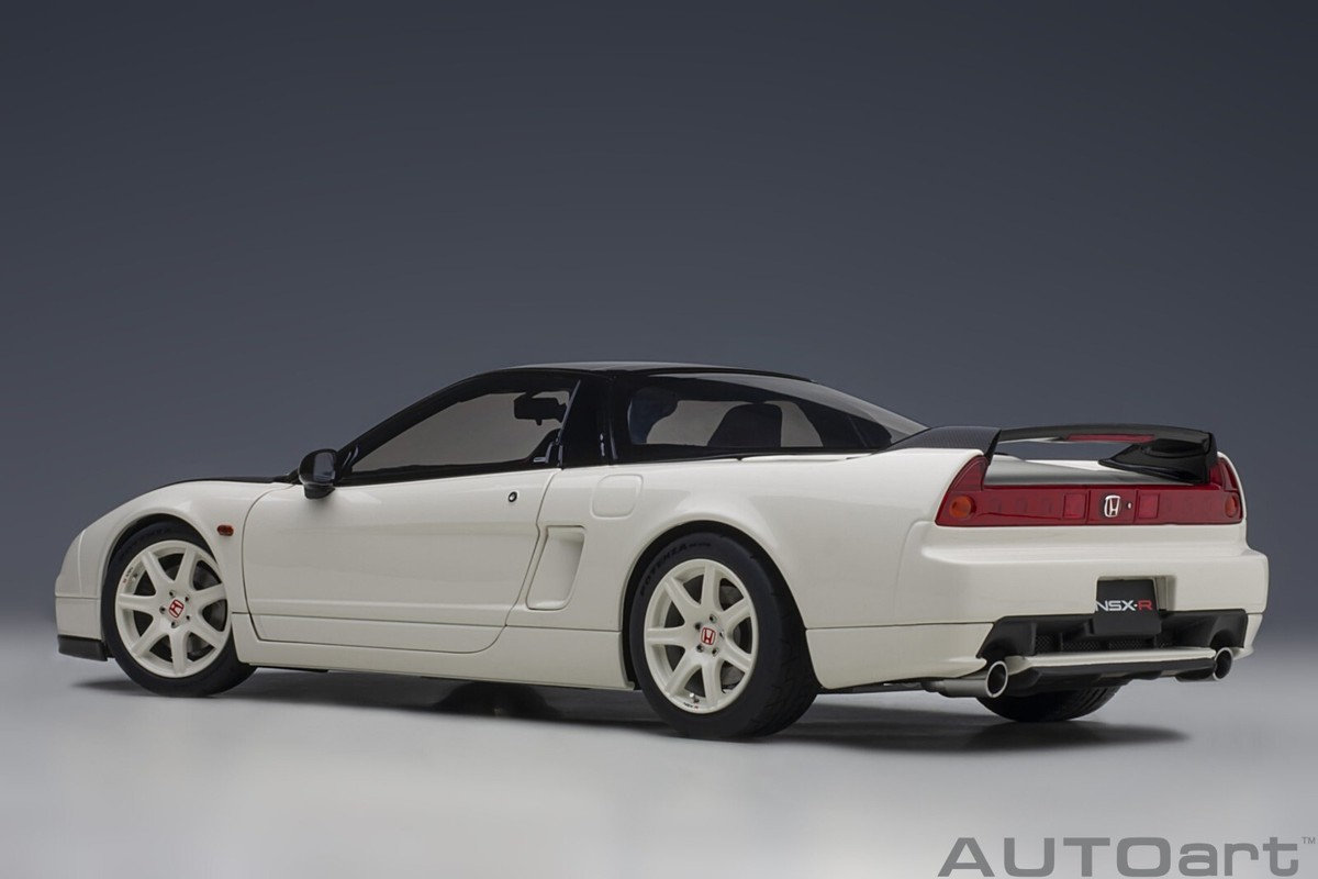 autoart 1/18 ホンダ NSX-R (NA2) 白 AUTOart 1/18 ホンダ NSX-R （NA2）（チャンピオンシップ