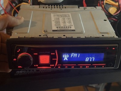 Alpine CDE-147BT CD Receiver Bluetooth Car Stereo Single-DIN
