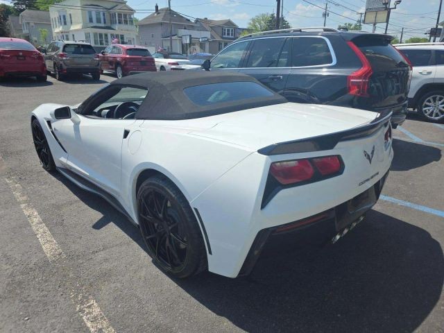 2015 White Chevrolet Corvette   | C7 Corvette Photo 4