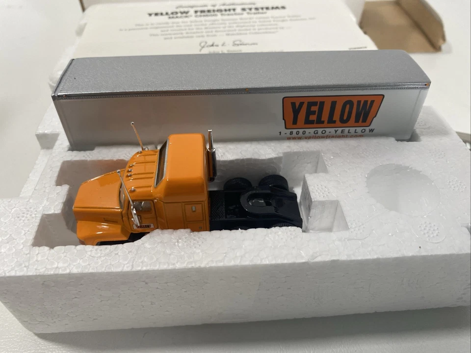 Matchbox Collectibles Yellow Freight Systems MACKCH600 Tractor Trailer DYM3801O - Image 2 of 4
