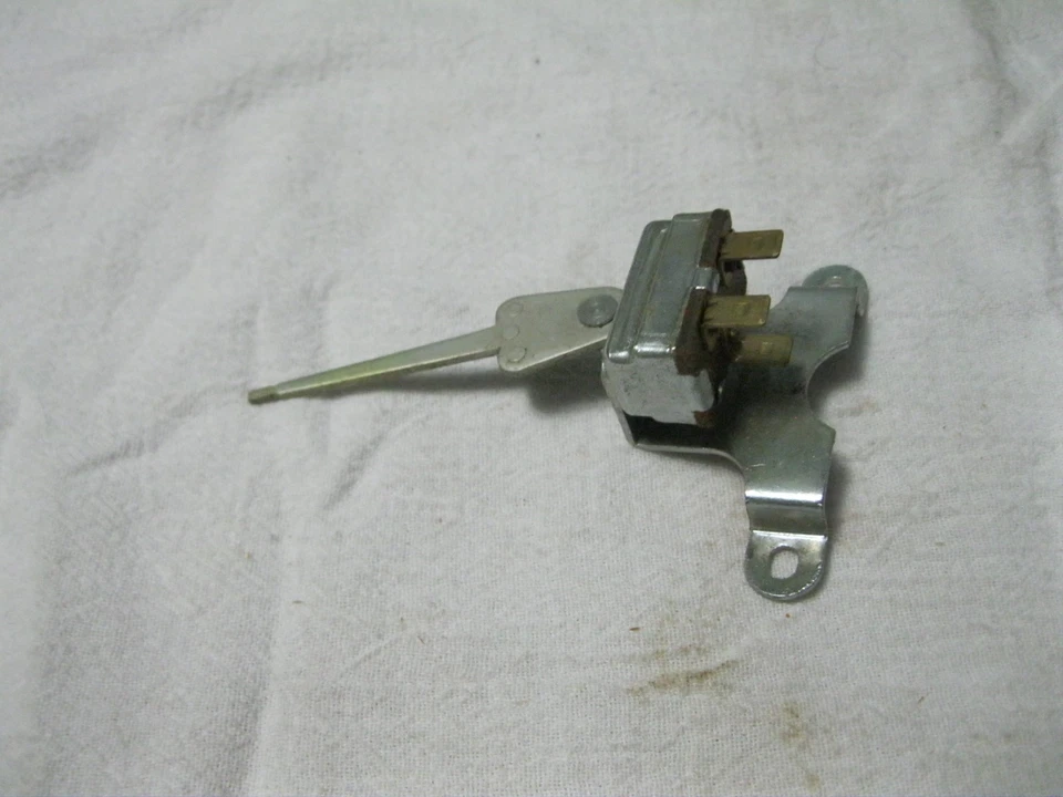 Переключатель вентилятора отопителя 1955 Ford Fairlane, магистраль, оригинальный производитель, новый из старых запасов, B5A-18578-C - Изображение 4 из 4