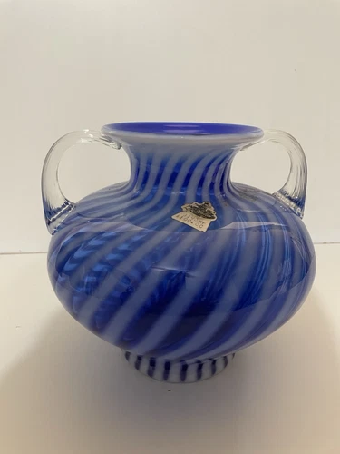 Fenton French Connoisseur Collect Vase 3189KF