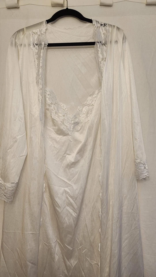 Peignoir Conjunto Camisón Bata Mujer 3X Borde Encaje Blanco Marfil Hecho en EE. UU. Nylon Foto 2 de 4