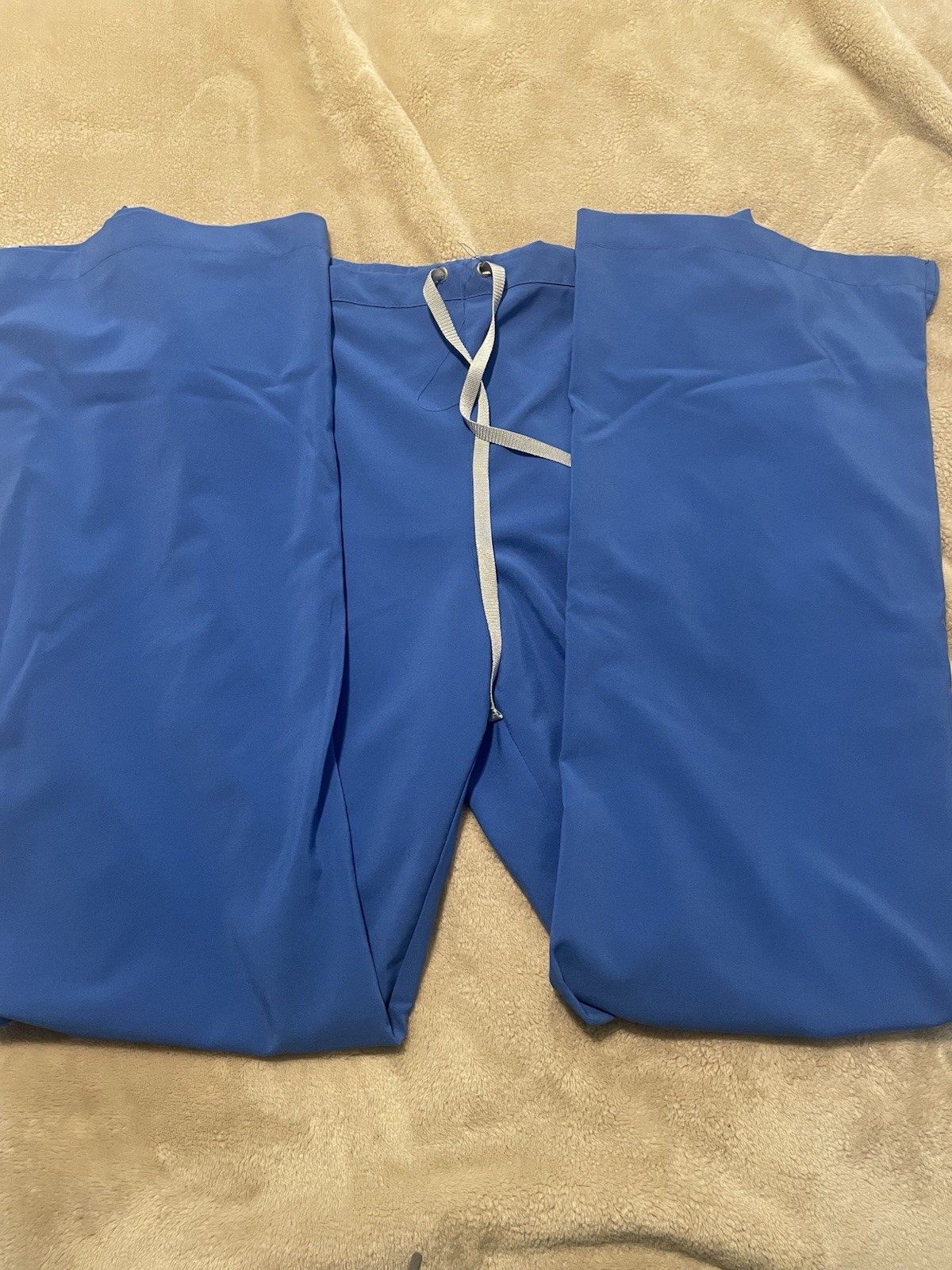 Medium Urbane Performance Scrub Set - image 1