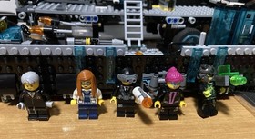 Lego Normal Action 2014 Complete Set 70165 Ultra Agents Mission HQ Minifig