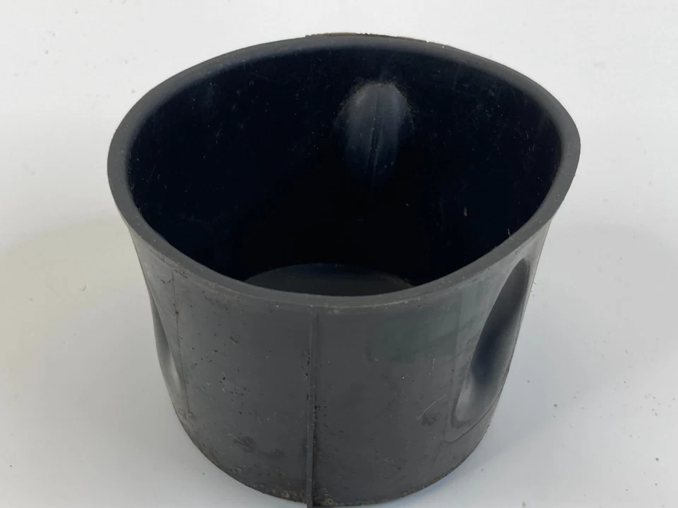 2009-2017 Chevrolet Traverse Center Console Floor Cup Holder Mat Liner Insert - Imagem 2 de 4