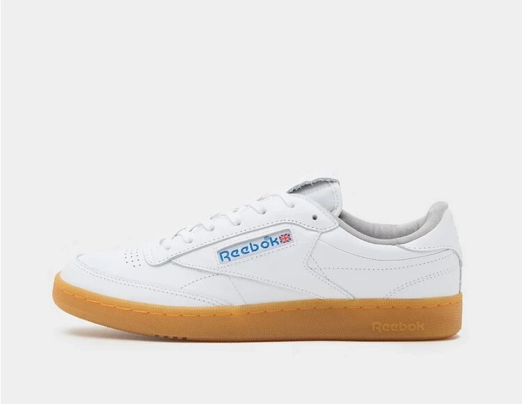 Suede Reebok Club C 85 Trainers With Gum Sole In White Reebok Club