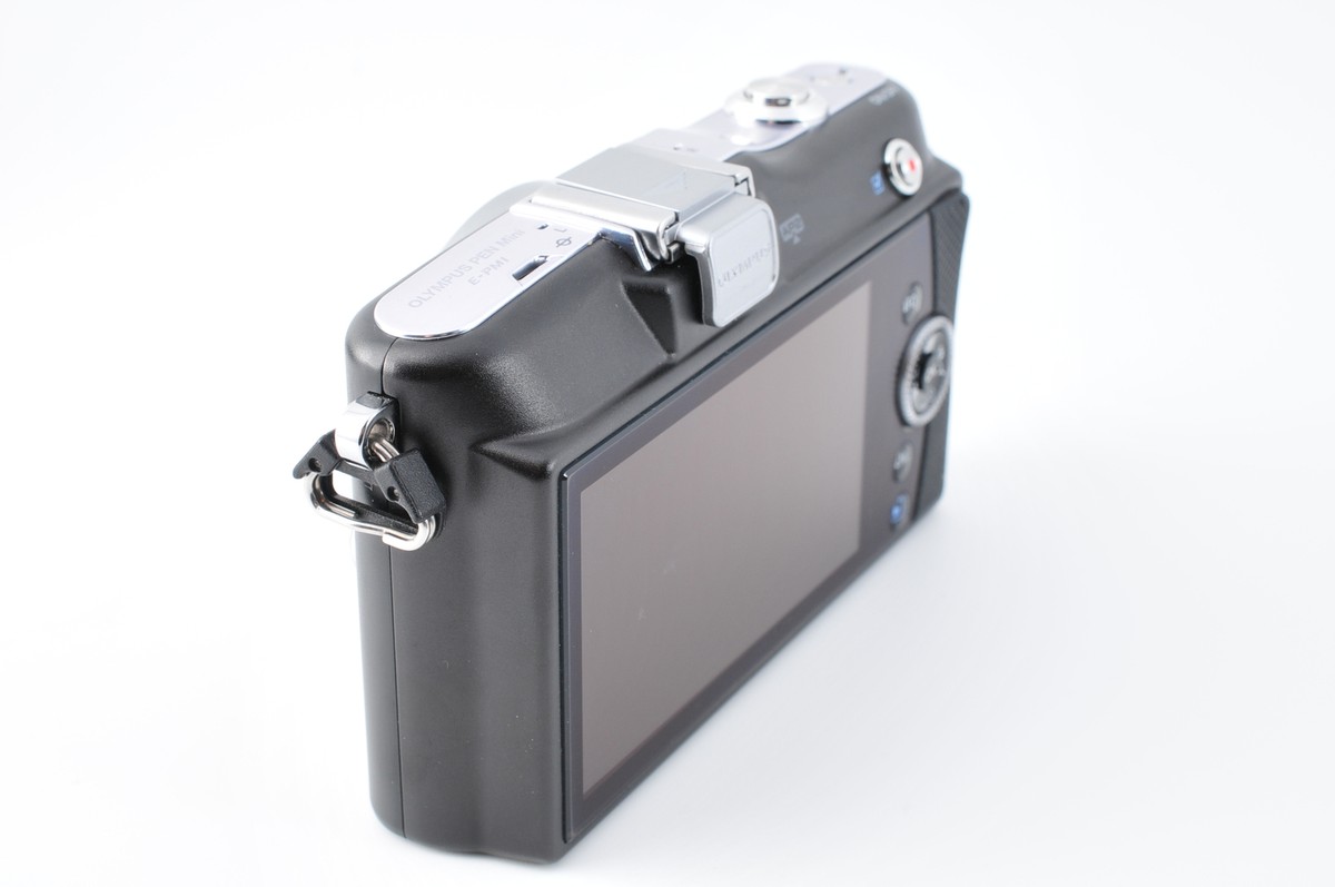 2 lens [MINT] OLYMPUS PEN Mini E-PM1 12.3MP 15mm F8 14-42mm Lens