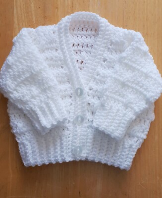 Handgefertigte handgehäkelte Unisex Baby Wackel Cardigan verschiedene Farben 100 % Acryl